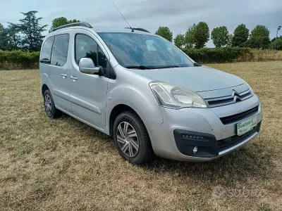 Usata Citroën Berlingo Feel 99 CV (72 kW) 2016 Grigio Monovolume
