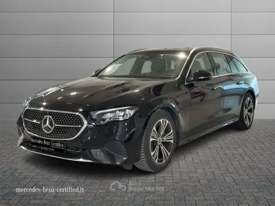 Gebraucht Mercedes E220 Advanced 197 PS (144 kW) 2024 Schwarz Kombi