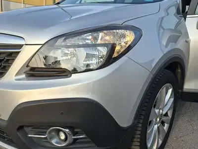 Usata Opel Mokka 140 CV (102 kW) 2015 Grigio SUV
