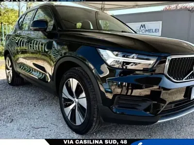 Usata Volvo XC40 Momentum 165 CV (121 kW) 2020 Other SUV