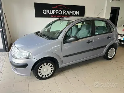 Usata Citroën C3 60 CV (44 kW) 2003 Viola Berlina