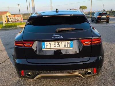 Usata Jaguar E-Pace 160 CV (117 kW) 2019 Nero SUV