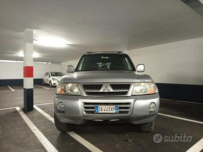 Usata Mitsubishi Pajero 2005 Grigio SUV