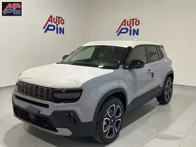 Nuova Jeep Avenger Summit 100 CV (73 kW) 2026 SUV
