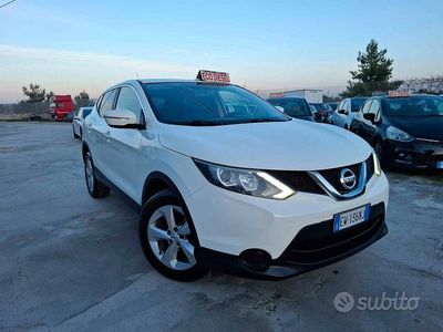 Usata Nissan Qashqai 110 CV (80 kW) 2014 Bianco SUV