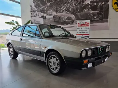 Usata Alfa Romeo Sprint Quadrifoglio Verde 105 CV (77 kW) 1985 Argento Coupé