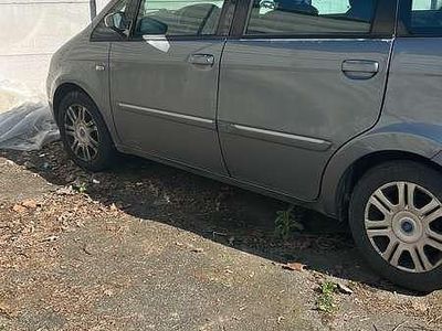 Usata Fiat Idea Emotion 90 CV (66 kW) 2006 Monovolume