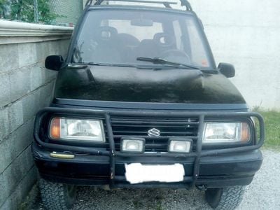 Usata Suzuki Vitara 75 CV (55 kW) 1992 Nero SUV