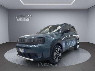 Nuova Fiat Grande Panda La Prima 101 CV (74 kW) 2025 Verde Utilitaria