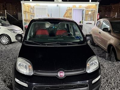 Usata Fiat Panda Lounge 95 CV (69 kW) 2015 Nero Utilitaria