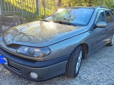 Brugt Renault Laguna 64 HK (47 kW) 2000 Grå Stationcar