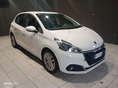 Bianco Usata 2018 Peugeot 208 Allure Utilitaria | 6900 € (Ottimo prezzo)