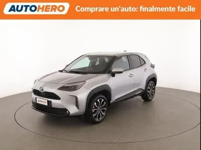 Usata Toyota Yaris Cross Trend 116 CV (85 kW) 2022 Argento SUV