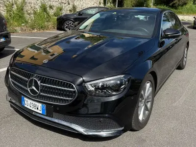 Begagnad Mercedes E200