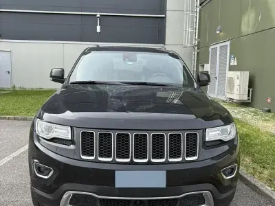 Usata Jeep Grand Cherokee Overland 250 CV (183 kW) 2015 Nero SUV
