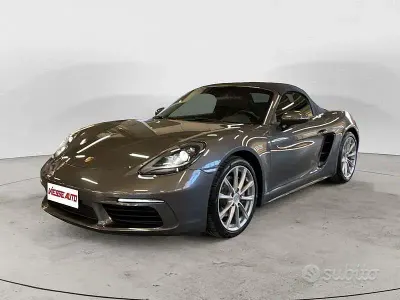 Usata Porsche 718 Boxster 299 CV (219 kW) 2019 Grigio scuro Cabrio