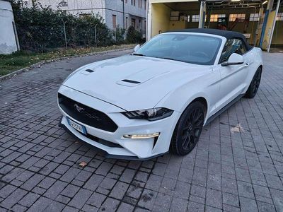 Usata Ford Mustang 310 CV (228 kW) 2019 Bianco Cabrio