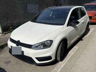 Second-hand VW Golf VII Edition 125 CP (91 kW) 2016 Alb Berlinǎ