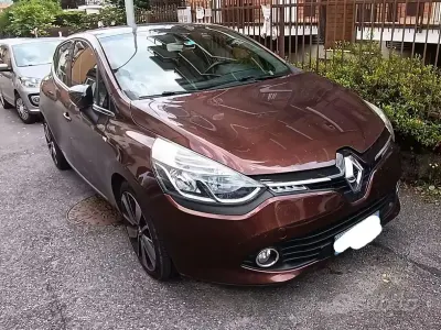 Usata Renault Clio 90 CV (66 kW) 2016 Marrone Utilitaria