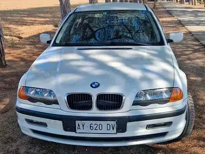 Usata BMW 318 118 CV (86 kW) 1998 Bianco Berlina