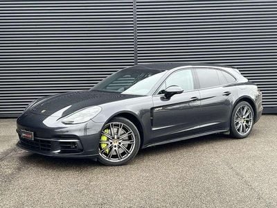 Usata Porsche Panamera Sport Turismo 462 CV (339 kW) 2020 Grigio vulcano Utilitaria