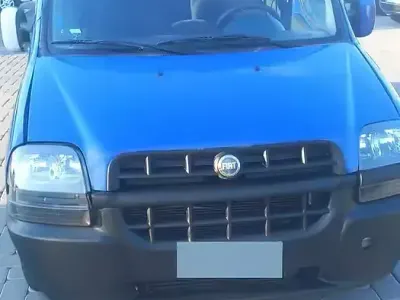 Usata Fiat Doblò 101 CV (74 kW) 2002 Blu Monovolume