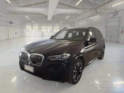 Usata BMW iX3 210 kW (286 CV) 2022 Nero SUV