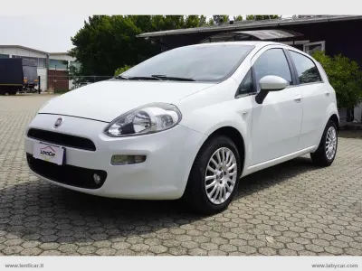 Usata Fiat Punto Street 75 CV (55 kW) 2013 Bianco Utilitaria