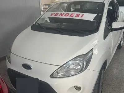 Usata Ford Ka 75 CV (55 kW) 2013 Bianco Utilitaria