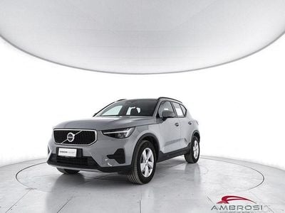 Usata Volvo XC40 163 CV (119 kW) 2025 Grigio SUV