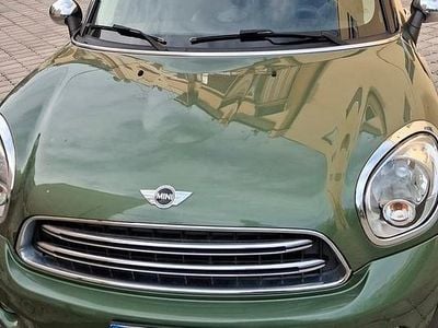 Usata Mini Countryman 111 CV (81 kW) 2016 Verde SUV