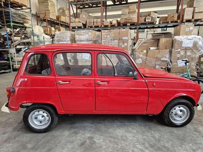 Usata Renault R4 33 CV (24 kW) 1987 Rosso