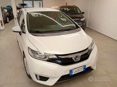 Usata Honda Jazz Comfort 102 CV (75 kW) 2017 Bianco Utilitaria