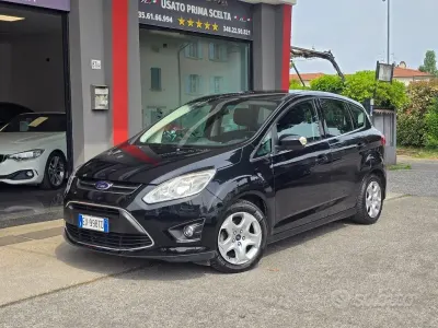 Käytetty Ford C-MAX 95 HP (69 kW) 2014 Musta Tila-auto