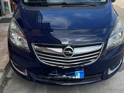 Usata Opel Meriva 120 CV (88 kW) 2014 Blu Monovolume