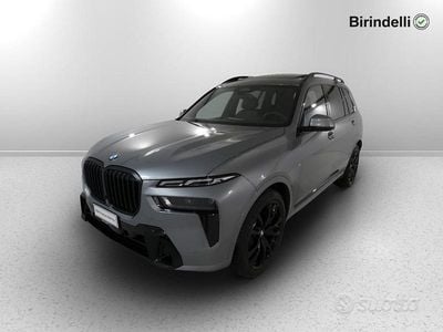 Usata BMW X7 Comfort Edition 352 CV (258 kW) 2025 Skyscraper grey metallic SUV