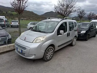 Usata Fiat Qubo Trekking 77 CV (56 kW) 2014 Grigio Monovolume