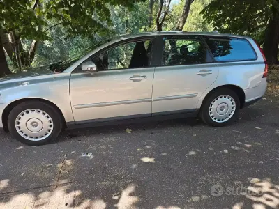 Usata Volvo V50 Kinetic 177 CV (130 kW) 2010 Grigio Station wagon