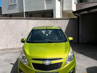 Usata Chevrolet Spark LS 65 CV (47 kW) 2012 Verde Utilitaria