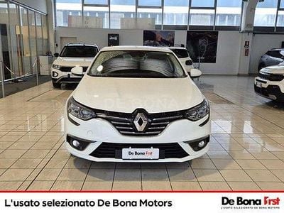 Usata Renault Mégane IV Zen 110 CV (80 kW) 2018 Other Utilitaria