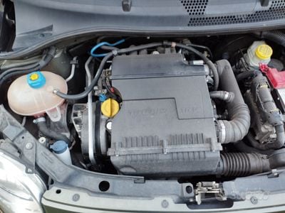 Usata Fiat 500 100 CV (73 kW) 2009 Verde Utilitaria