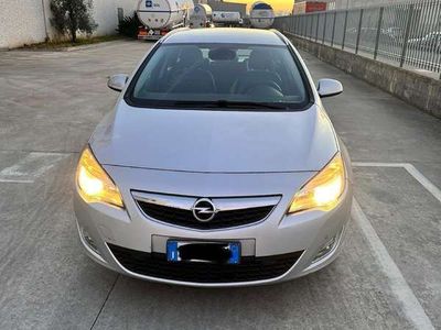 usata Opel Astra Sports Tourer 1.7 cdti Cosmo 125cv