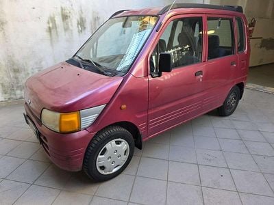 Usata Daihatsu Move 42 CV (30 kW) 1997 Rosso Monovolume