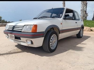 Usata Peugeot 205 GTi 113 CV (83 kW) 1987 Bianco Berlina