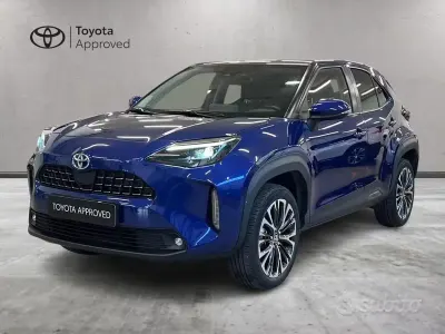 Usata Toyota Yaris Cross Lounge 116 CV (85 kW) 2022 Blu SUV