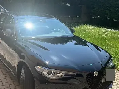 Usata Alfa Romeo Giulia Sprint 160 CV (117 kW) 2021 Nero Berlina