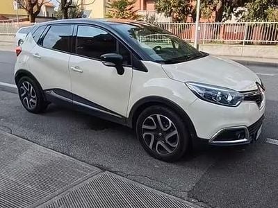Usata Renault Captur 90 CV (66 kW) 2013 Bianco SUV
