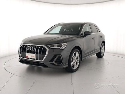 Usata Audi Q3 S-Line 150 CV (110 kW) 2024 Grigio SUV