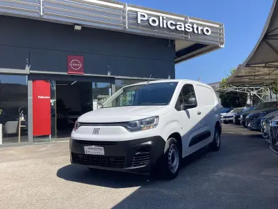 Usata Fiat Doblò 90 CV (66 kW) 2023 Bianco Monovolume