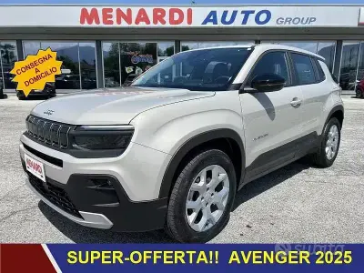 Usata Jeep Avenger Altitude 101 CV (74 kW) 2025 Grigio SUV